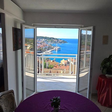 Apartments Bocin Rosso Hvar Town Exterior photo